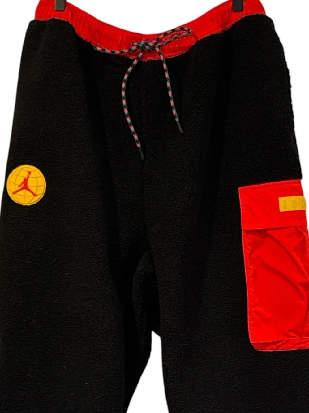 Jordan Essentials Mountainside Sherpa Fleece Cargo Joggers Black Red Size XL
